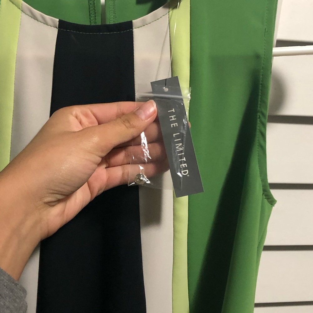 Dress - Picture 4 of 5